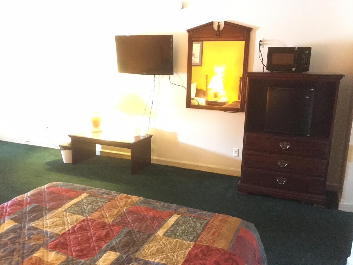 Budget Inn Lumberton Bagian luar foto